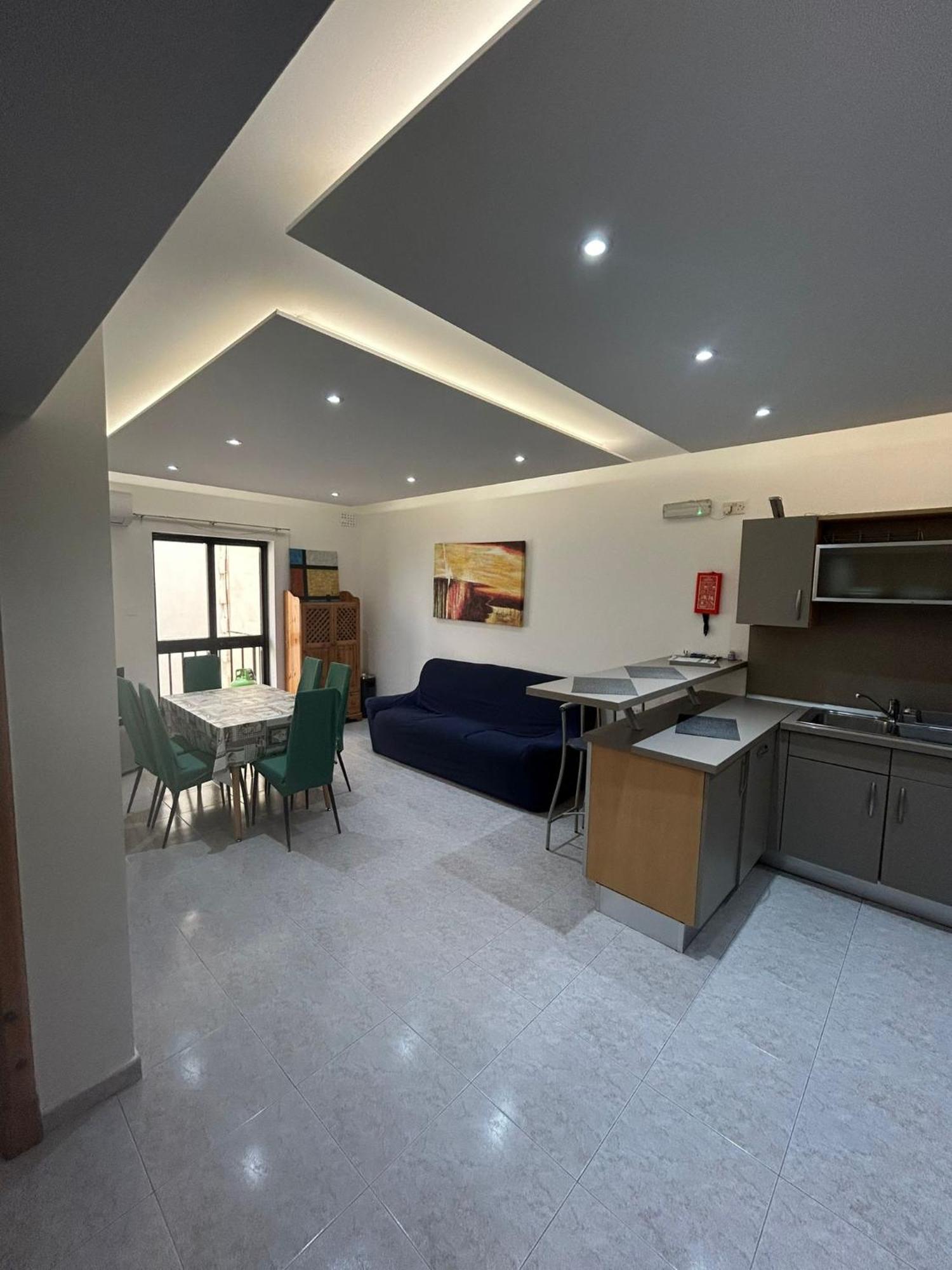 No 6 Poseidon Apartment Saint Julian's Екстериор снимка
