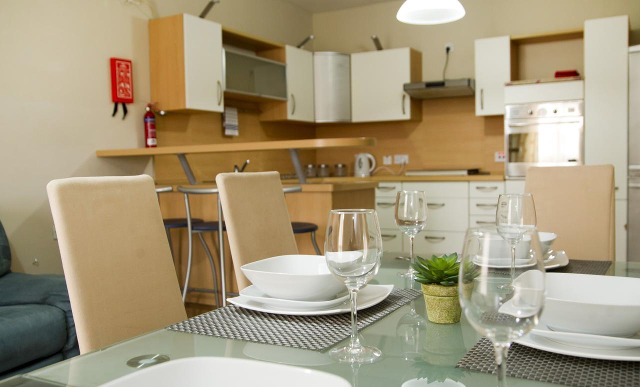 No 6 Poseidon Apartment Saint Julian's Екстериор снимка